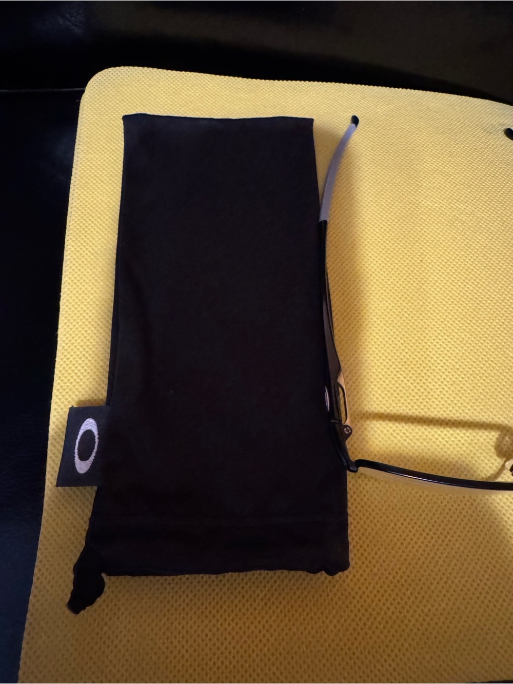 Oakley Rinochaser frame prescription glasses in satin black/ gray - Picture 5 of 7